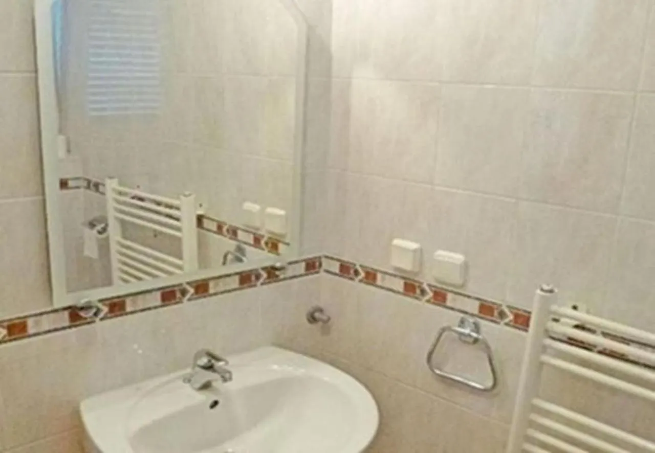 Apartments Vlado Njivice
